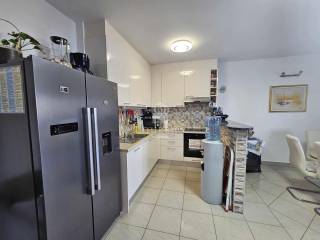 Apartmanska kuća, Prodaja, Vir, Vir