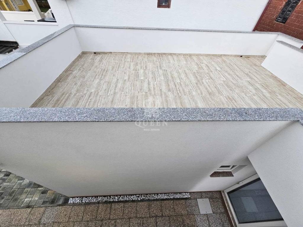 Apartmanska kuća, Prodaja, Vir, Vir