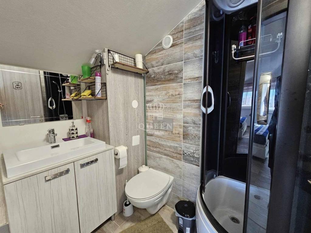 Apartmanska kuća, Prodaja, Vir, Vir