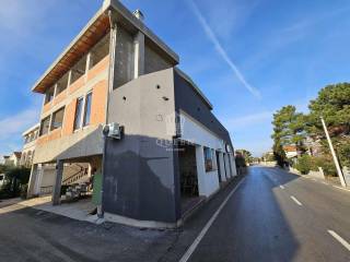 Stambeno poslovni objekt, Prodaja, Vir, Vir