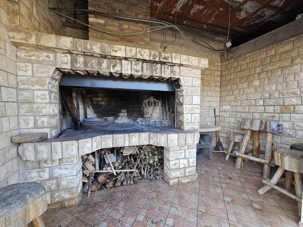 Stambeno poslovni objekt, Prodaja, Vir, Vir