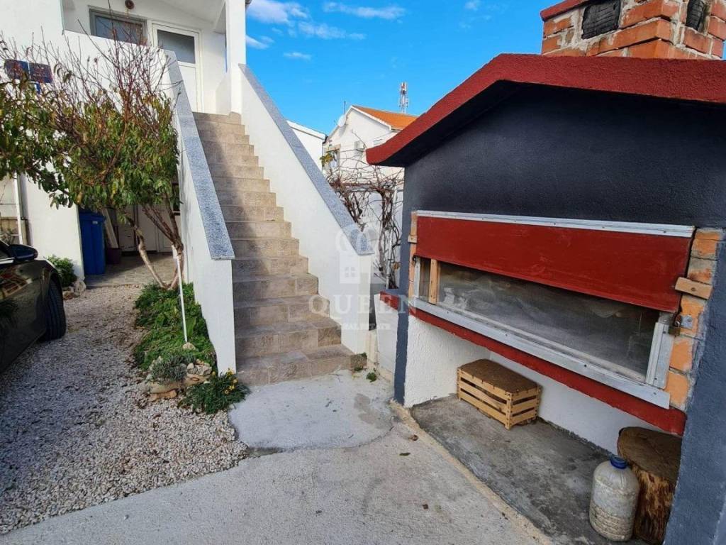 Apartmanska kuća, Prodaja, Vir, Vir