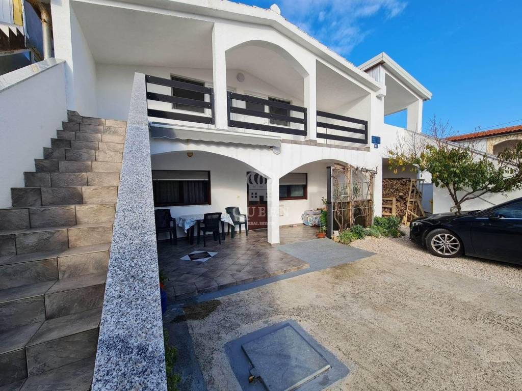 Apartmanska kuća, Prodaja, Vir, Vir