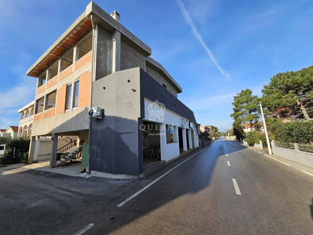 Stambeno poslovni objekt, Prodaja, Vir, Vir