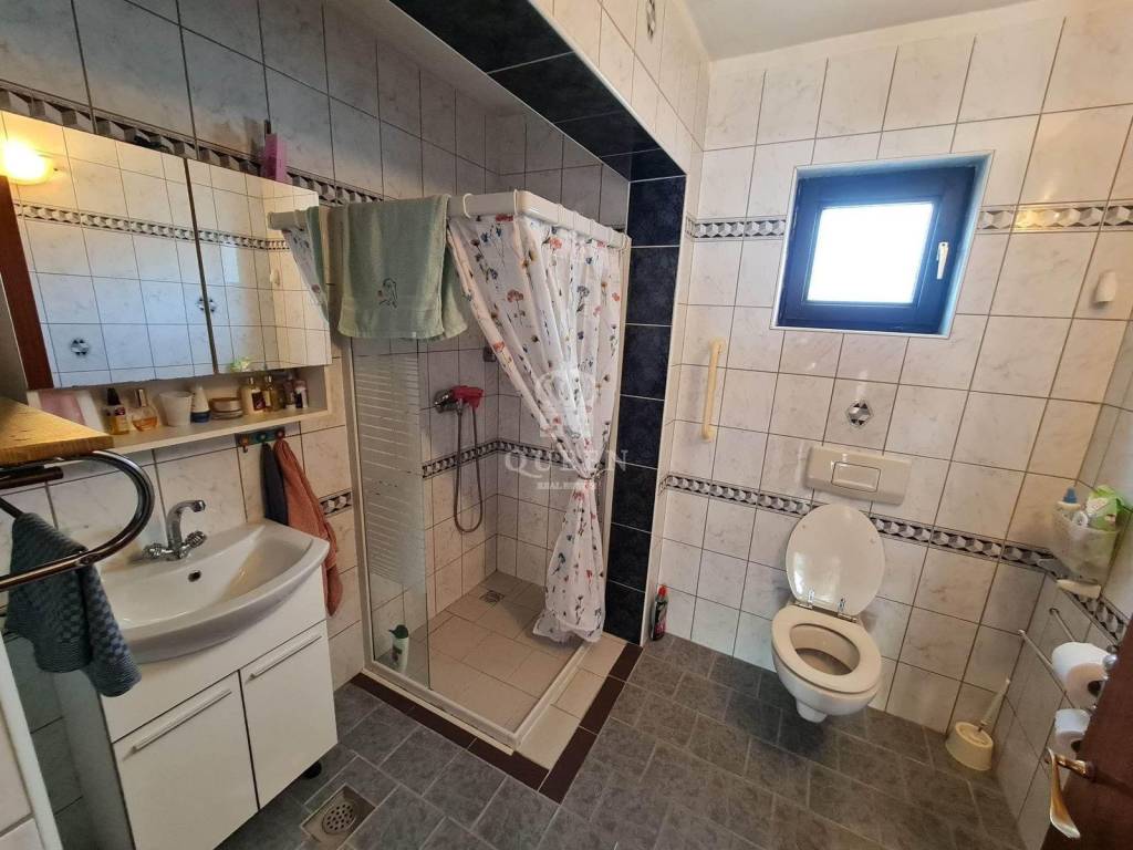 Apartmanska kuća, Prodaja, Vir, Vir