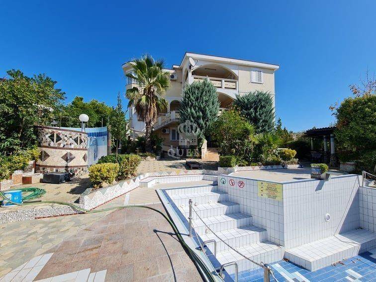 Apartmanska kuća, Prodaja, Vir, Vir