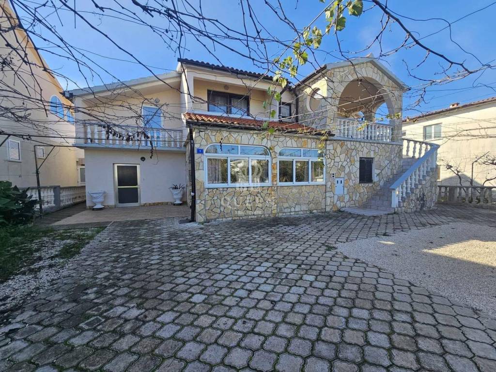 Apartmanska kuća, Prodaja, Vir, Vir