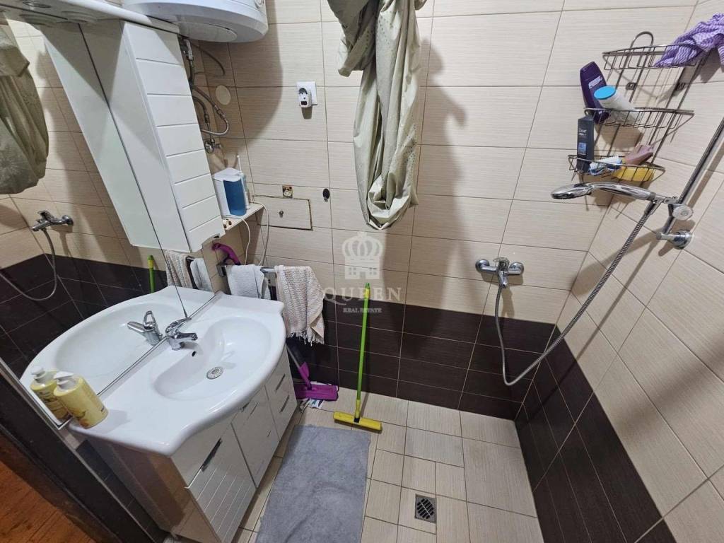 Apartmanska kuća, Prodaja, Vir, Vir