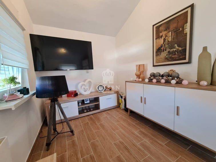 Apartmanska kuća, Prodaja, Vir, Vir