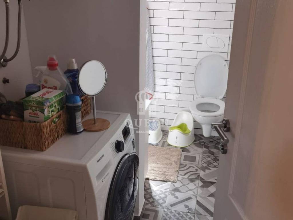 Apartmanska kuća, Prodaja, Vir, Vir