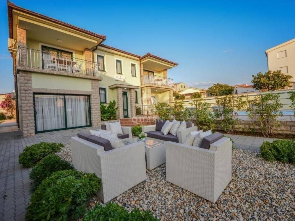 Luksuzna kuća, Prodaja, Vir, Vir