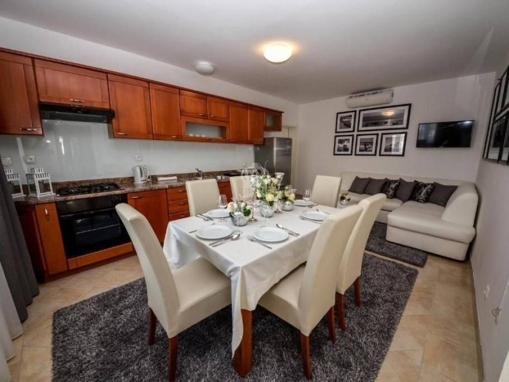 Luksuzna kuća, Prodaja, Vir, Vir