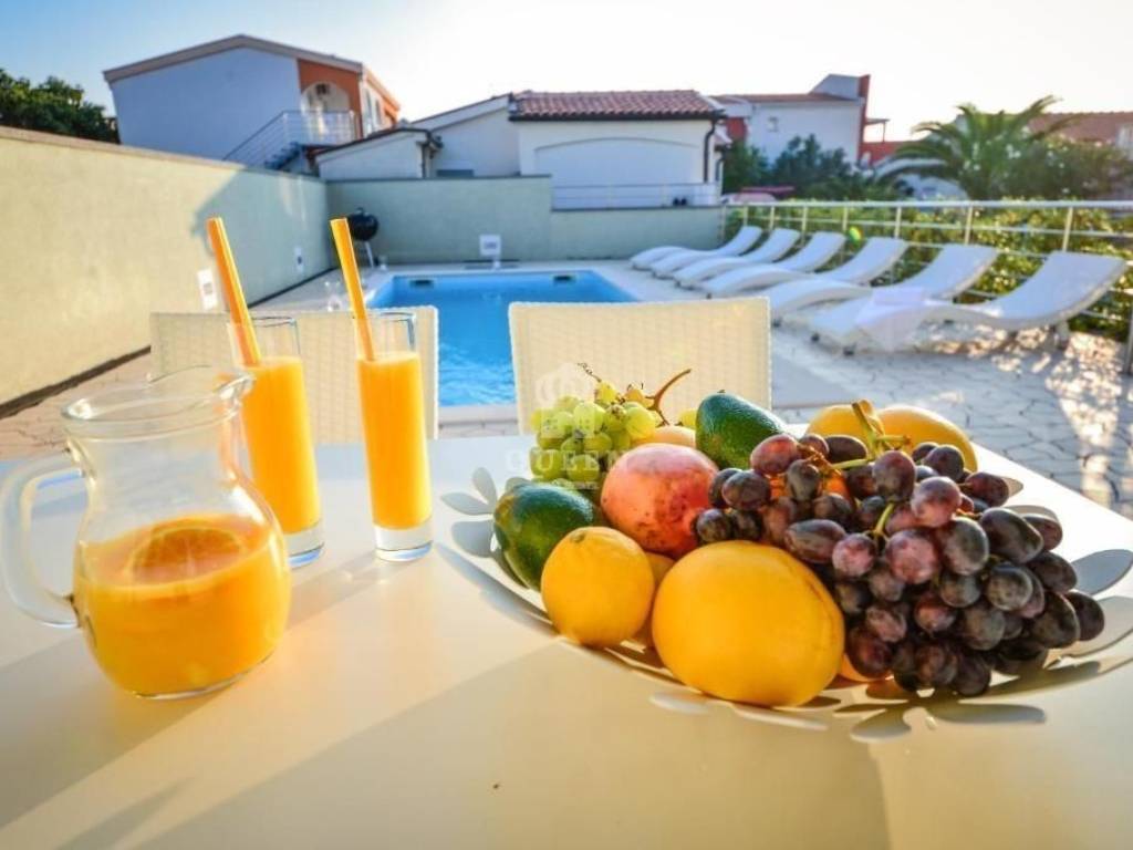 Luksuzna kuća, Prodaja, Vir, Vir