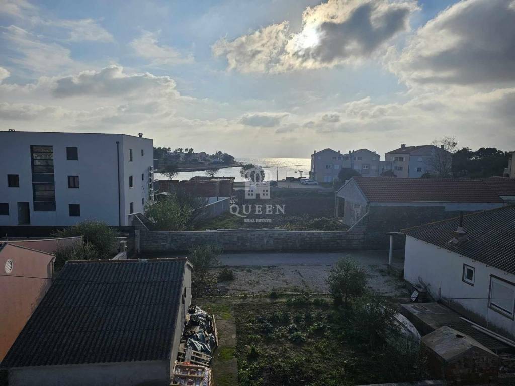 Luksuzni apartman, Prodaja, Privlaka, Privlaka