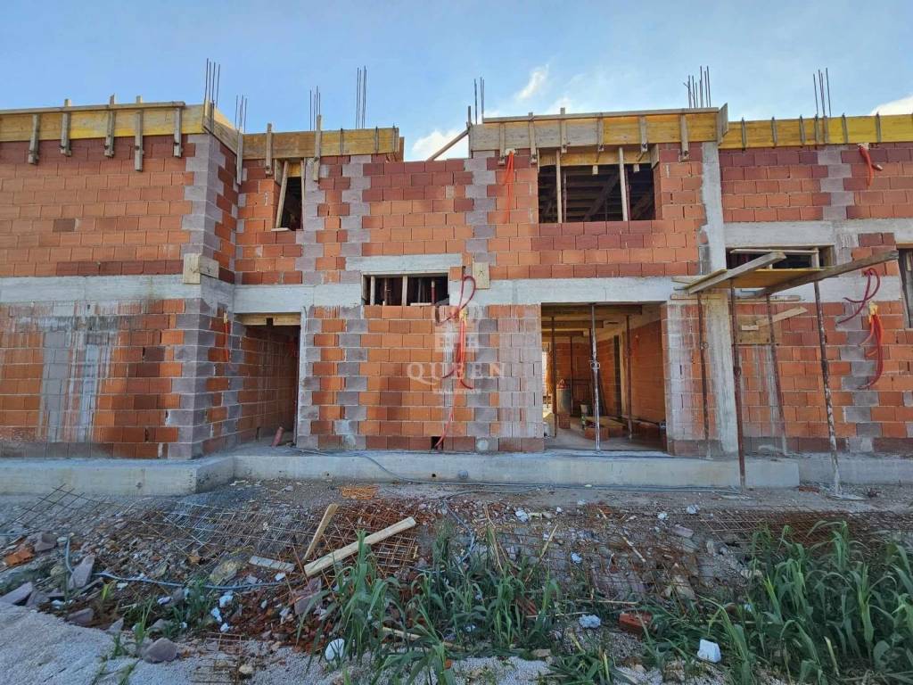 Luksuzni apartman, Prodaja, Privlaka, Privlaka