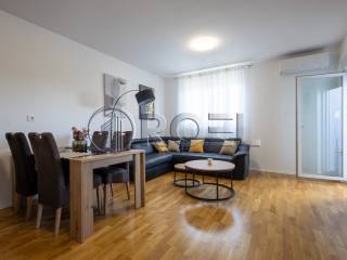 Stan u zgradi, Najam, Zagreb, Novi Zagreb - istok