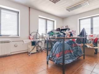 Poslovna zgrada, Prodaja, Zagreb, Donja Dubrava