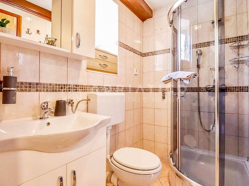 Stan u starijoj zgradi, Prodaja, Rovinj, Rovinj