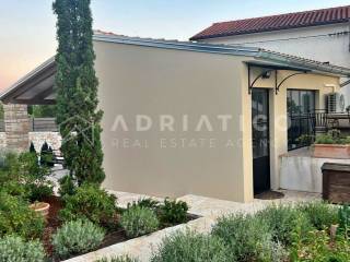 Kamena kuća, Prodaja, Svetvinčenat, Svetvinčenat