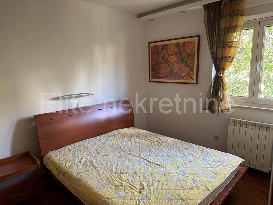 Stan u zgradi, Najam, Rijeka, Zapad