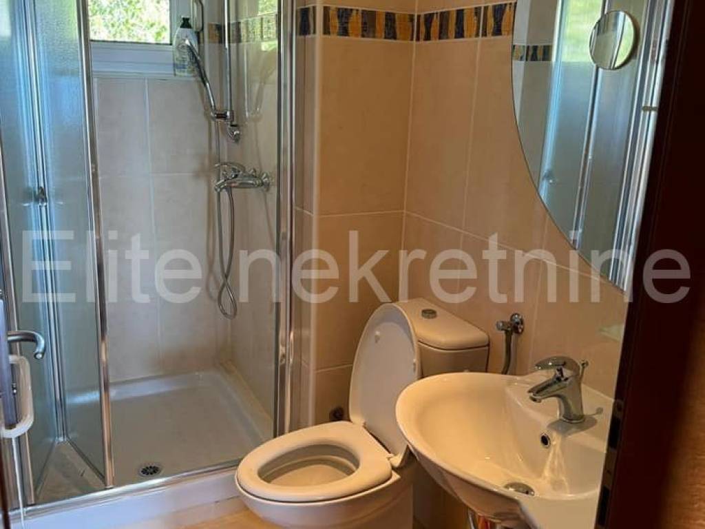 Stan u zgradi, Najam, Rijeka, Zapad