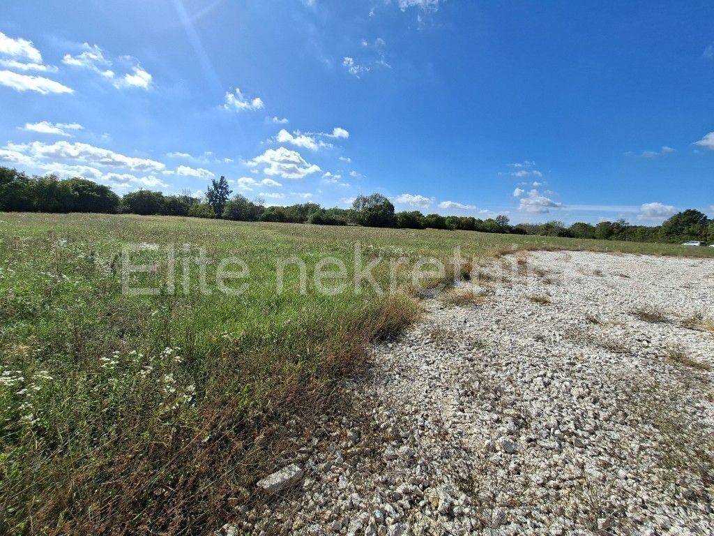 Industrijsko zemljište, Prodaja, Kanfanar, Kanfanar