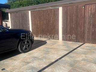 Stan u kući, Prodaja, Krk, Pinezići