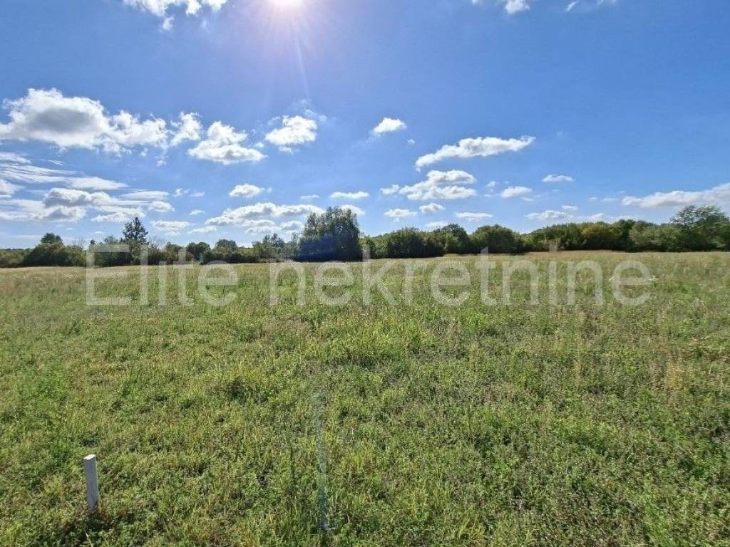 Industrijsko zemljište, Prodaja, Kanfanar, Kanfanar