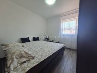Apartman na moru, Prodaja, Vir, Vir
