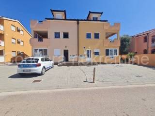 Apartman na moru, Prodaja, Vir, Vir