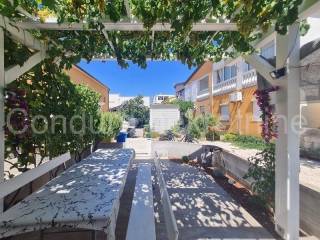 Apartman na moru, Prodaja, Vir, Vir