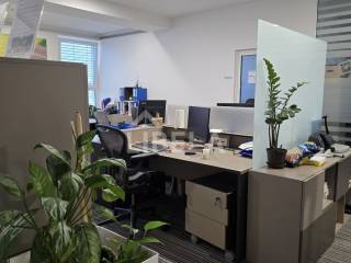 Poslovna zgrada, Zakup, Zagreb, Novi Zagreb - istok