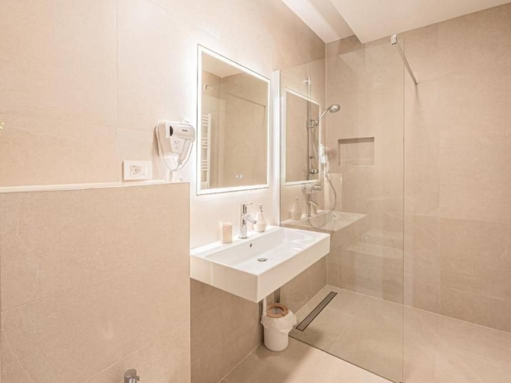 Vila, Prodaja, Porec, Porec