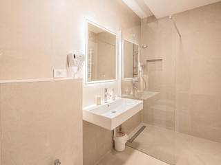 Vila, Prodaja, Porec, Porec