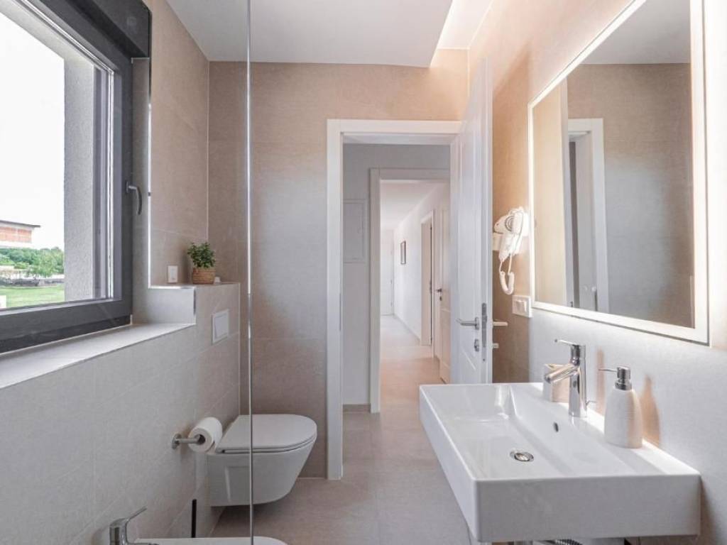 Vila, Prodaja, Porec, Porec