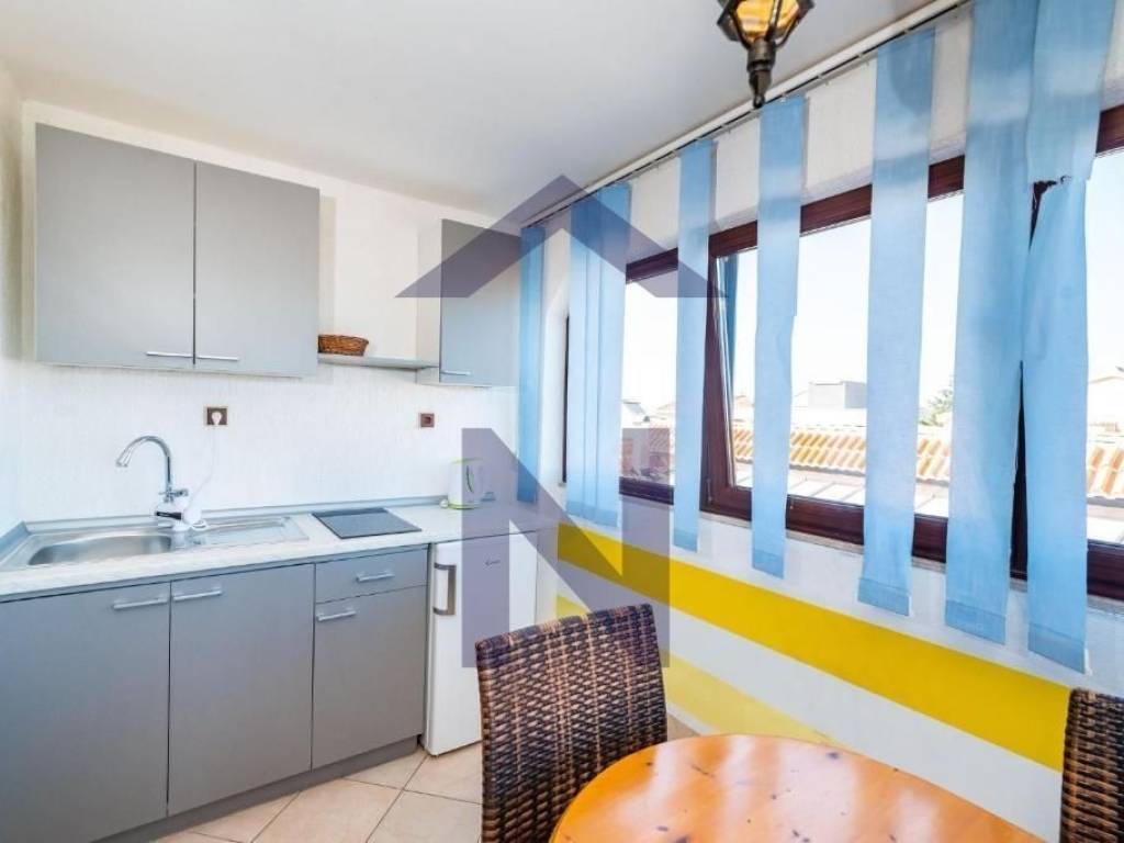 Stambeno poslovni objekt, Prodaja, Novalja, Novalja