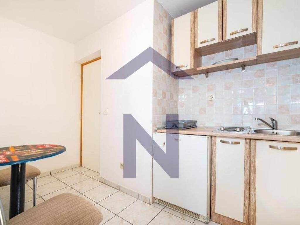 Stambeno poslovni objekt, Prodaja, Novalja, Novalja