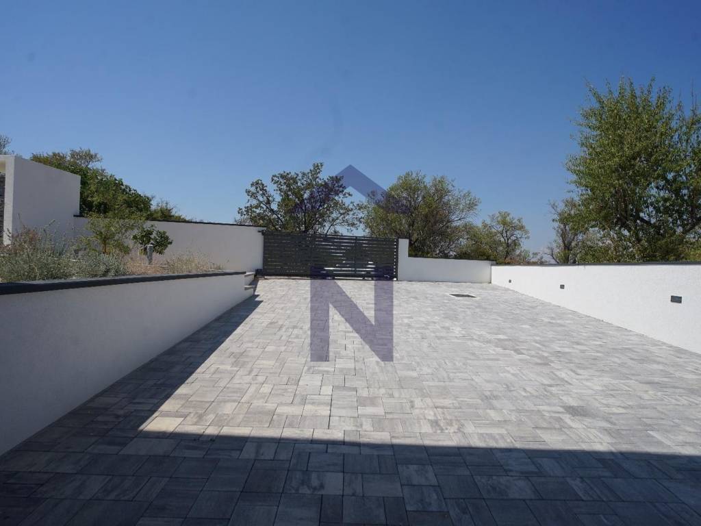 Vila, Prodaja, Polača, Donja Jagodnja