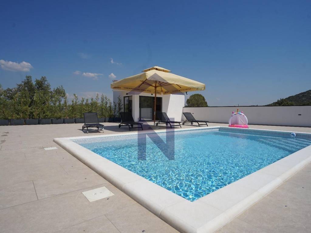 Vila, Prodaja, Polača, Donja Jagodnja