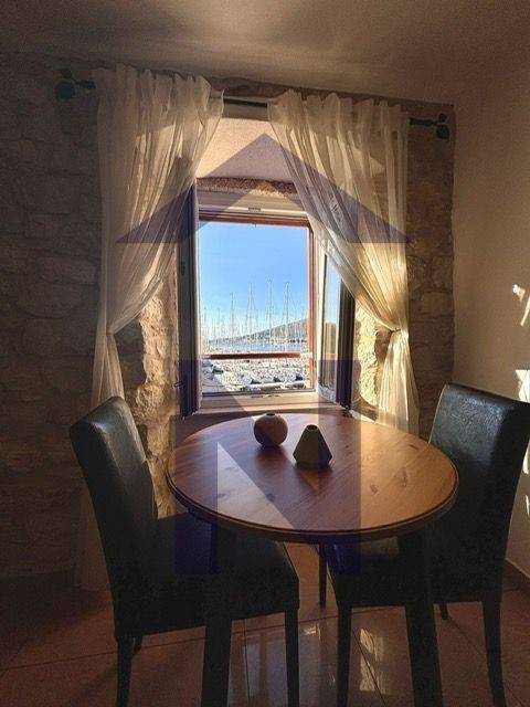 Kamena kuća, Prodaja, Trogir, Trogir