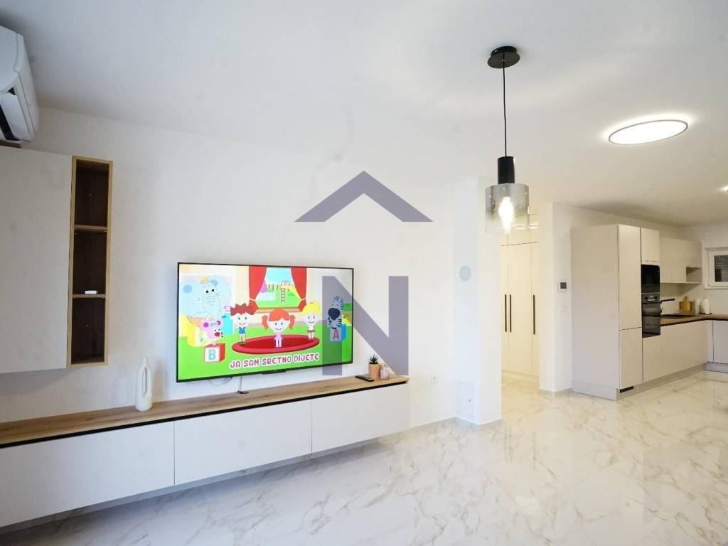 Vila, Prodaja, Polača, Donja Jagodnja