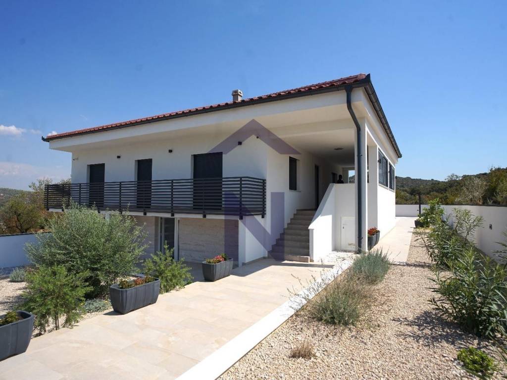 Vila, Prodaja, Polača, Donja Jagodnja