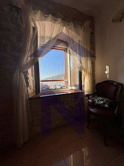Kamena kuća, Prodaja, Trogir, Trogir