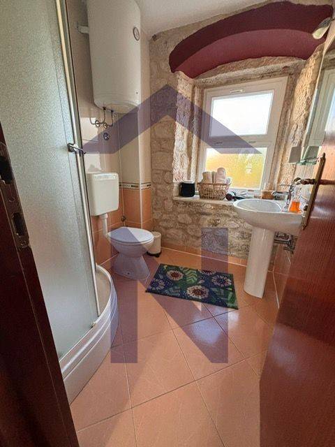 Kamena kuća, Prodaja, Trogir, Trogir