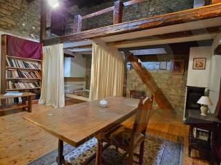 Kamena kuća, Prodaja, Motovun, Motovun