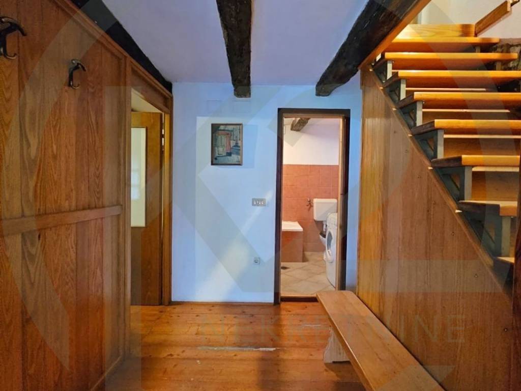 Kamena kuća, Prodaja, Motovun, Motovun