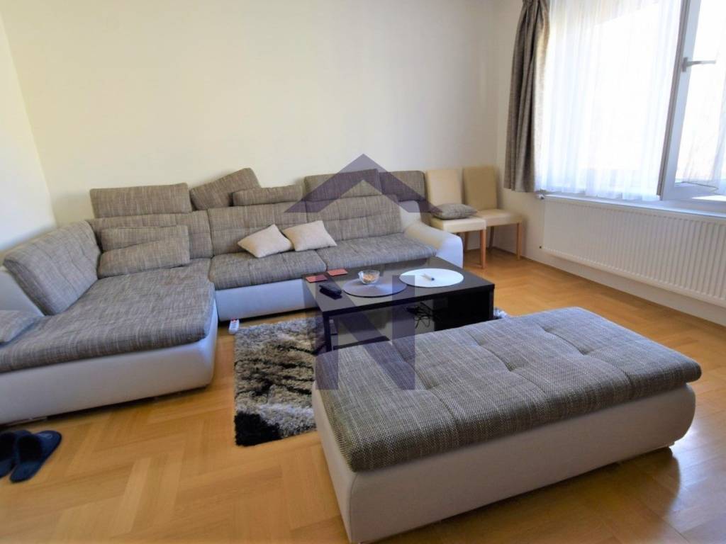 Stan u zgradi, Najam, Zagreb, Donji Grad