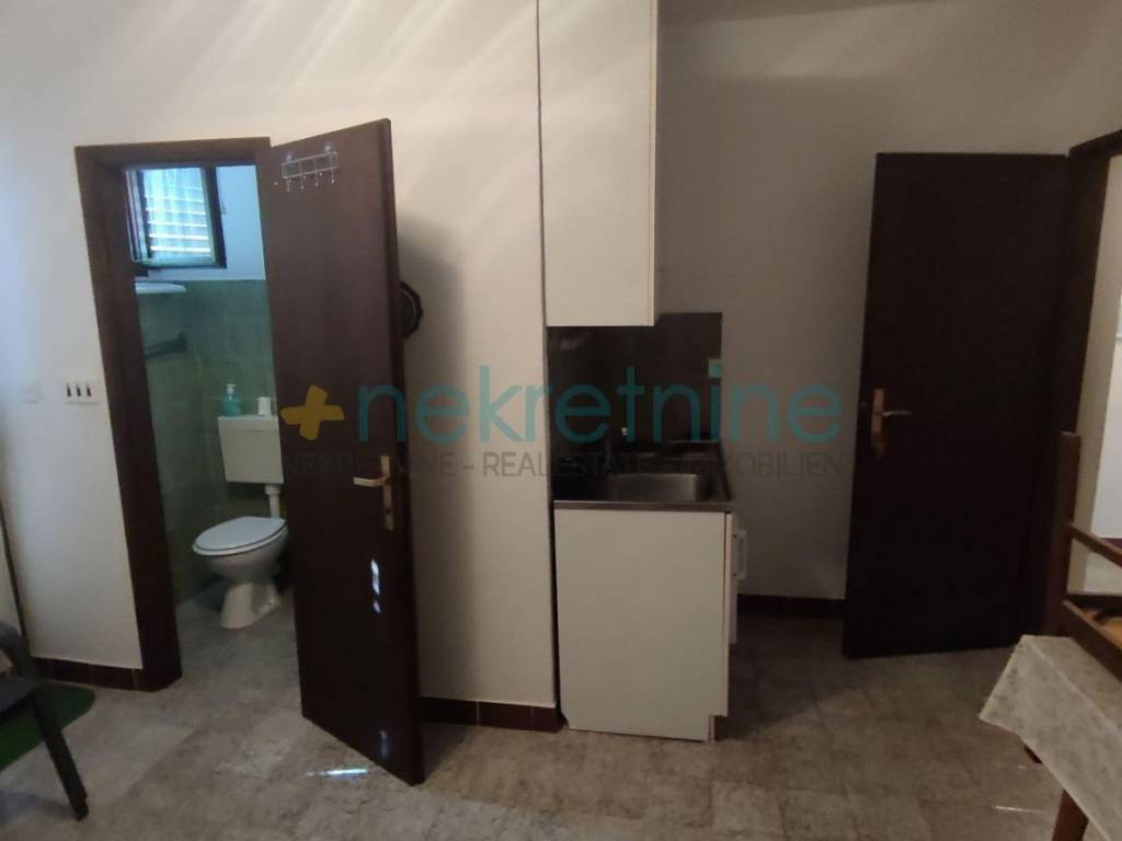 Apartmanska kuća, Prodaja, Kukljica, Kukljica