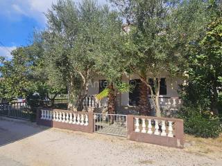 Samostojeća kuća, Prodaja, Vrsi, Mulo