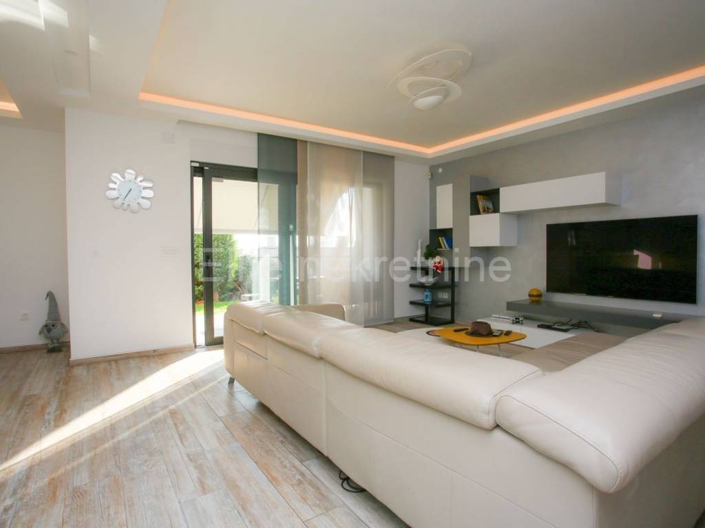 Stan u kući, Najam, Kostrena, Vrh Martinšćice